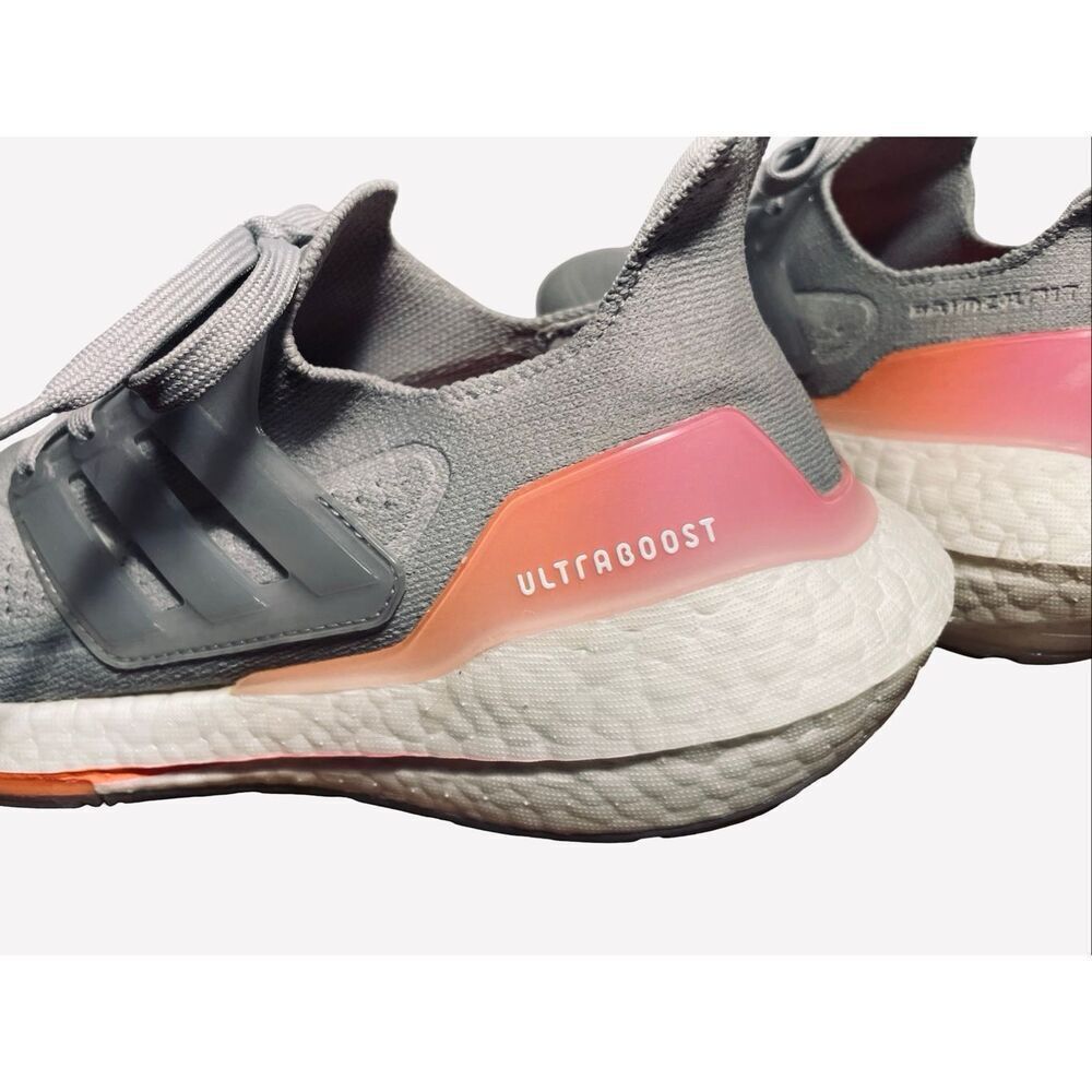 Adidas UltraBoost 21 Women’s Sneakers NWOB - Picture 4 of 9